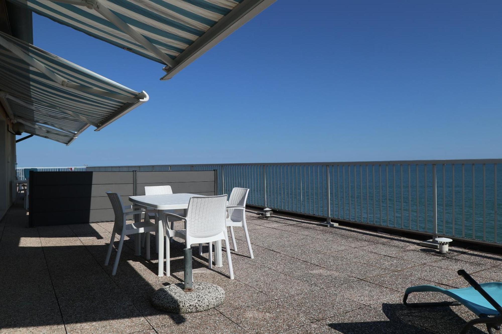 Penthouse Attico Mara Leilighet Caorle Eksteriør bilde